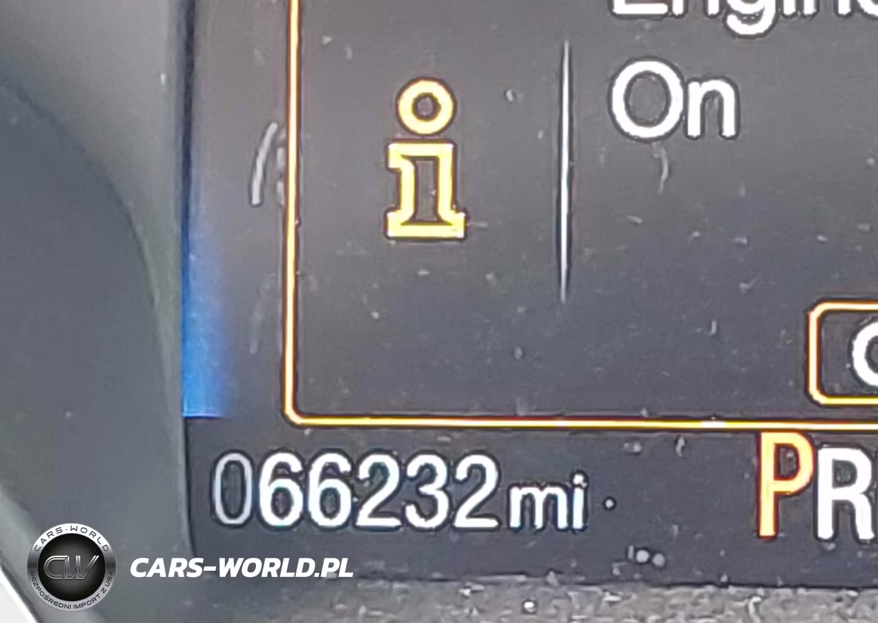 2018 Ford Focus Se VIN:1FADP3FE8JL246320 - 16