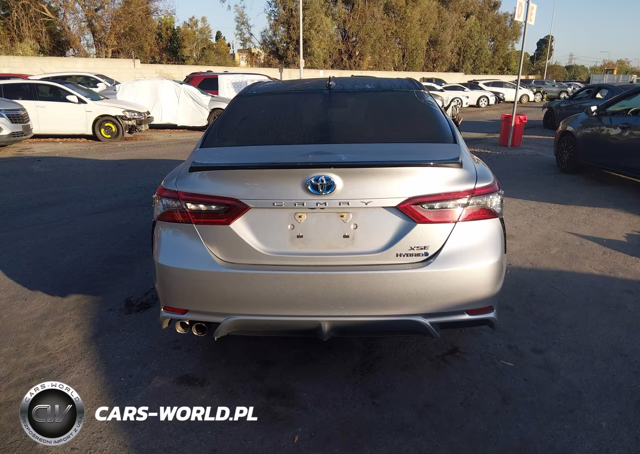2021 Toyota Camry Xse Hybrid VIN:4T1K31AK5MU028229 - 16