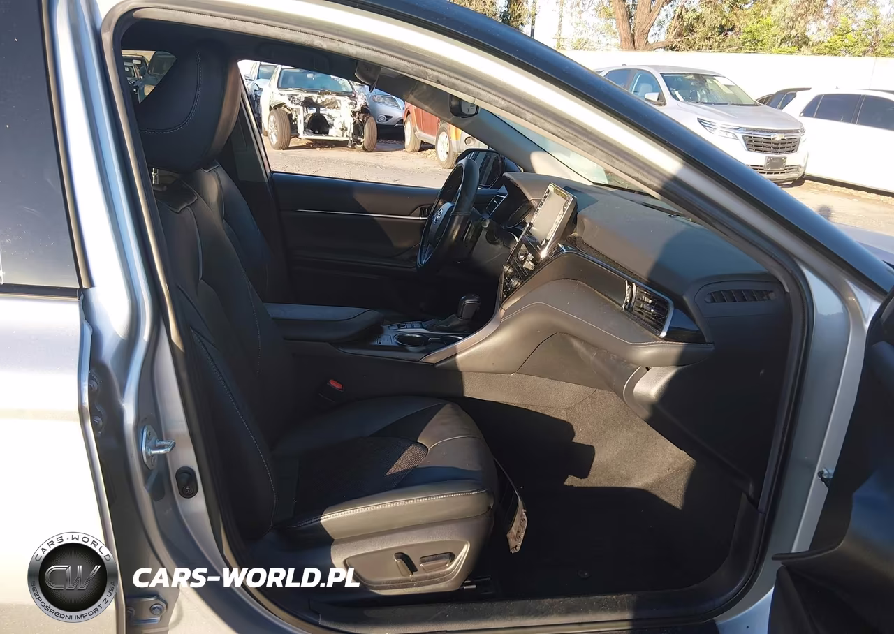 2021 Toyota Camry Xse Hybrid VIN:4T1K31AK5MU028229 - 5