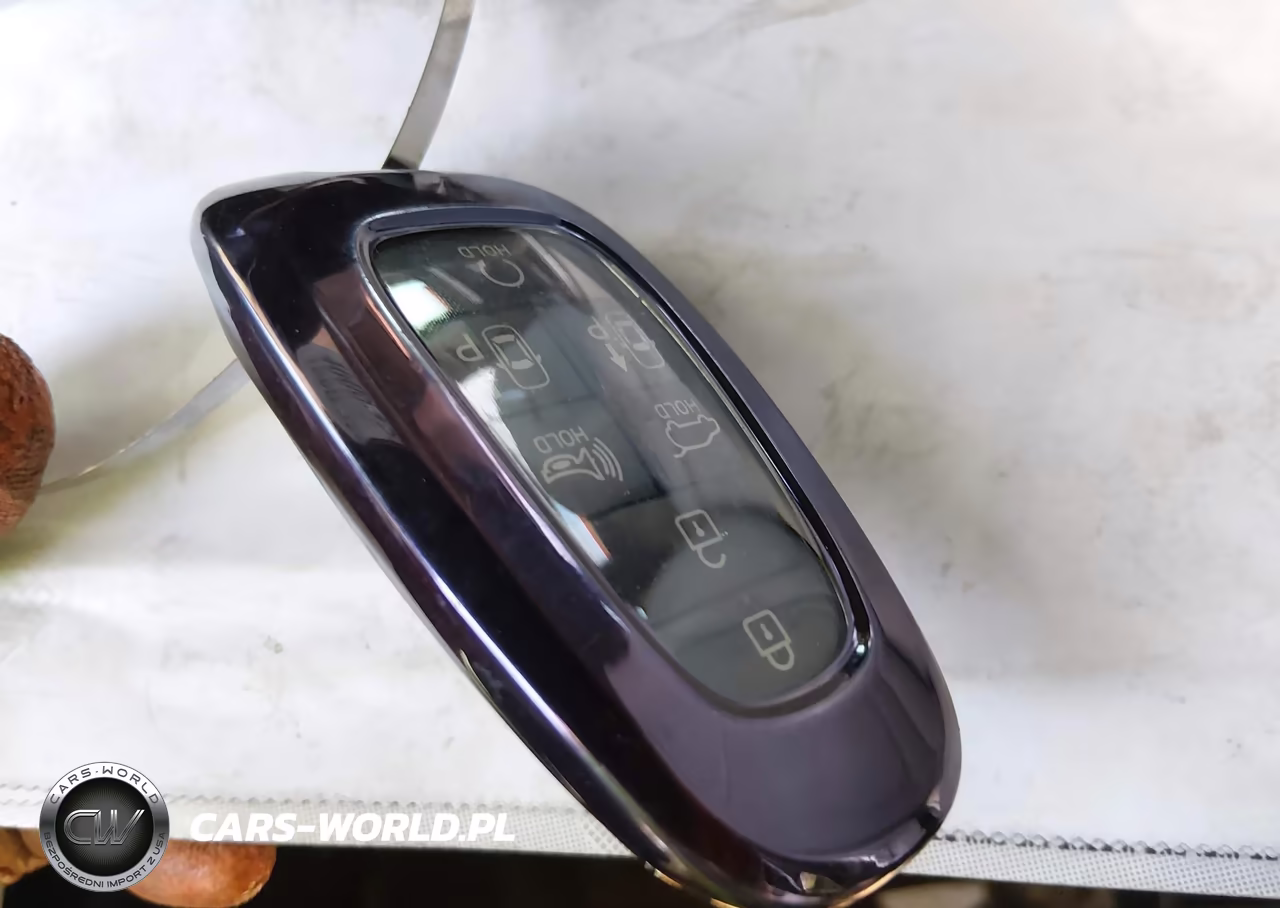 2023 Hyundai Tucson Hybrid Limited VIN:KM8JECA14PU126830 - 11