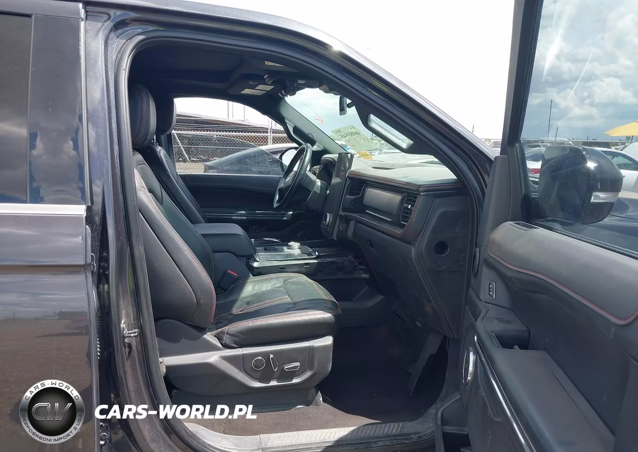 2023 Ford Expedition Limited VIN:1FMJU1K86PEA19954 - 5