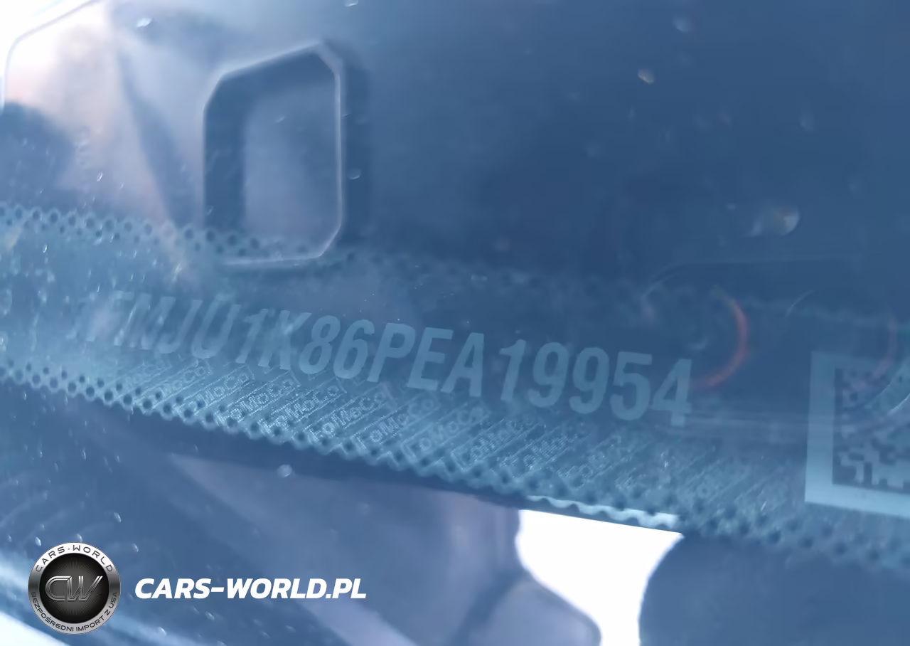 2023 Ford Expedition Limited VIN:1FMJU1K86PEA19954 - 9