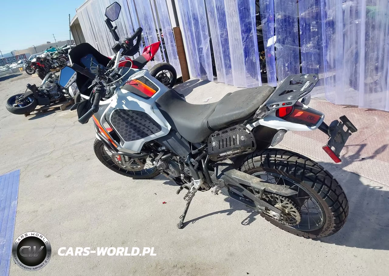 2023 Ducati Desert X VIN:ZDMXANDT4PB003161 - 3