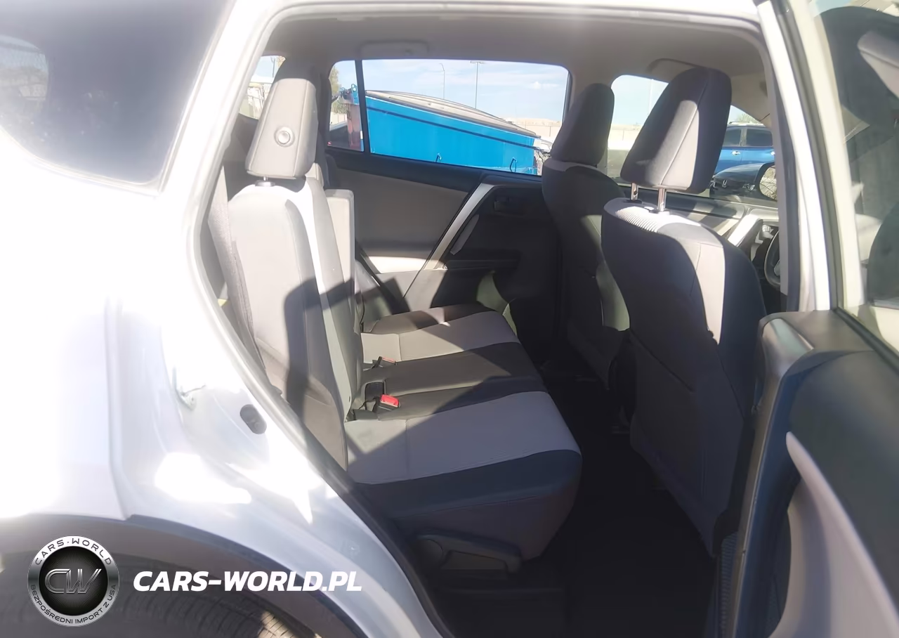 2015 Toyota Rav4 Le VIN:JTMZFREVXFJ056920 - 8