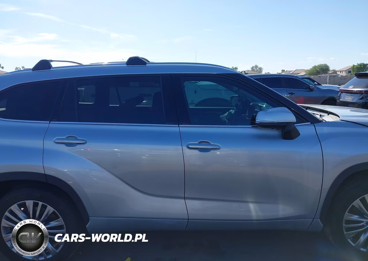 2021 Toyota Highlander Platinum VIN:5TDFZRAH1MS085118 - 13