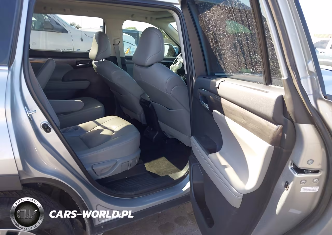 2021 Toyota Highlander Platinum VIN:5TDFZRAH1MS085118 - 8