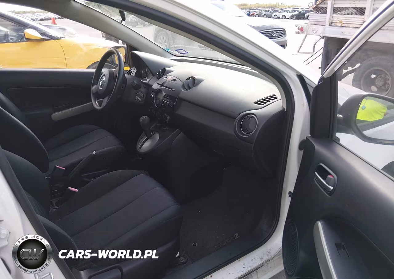 2013 Mazda Mazda2 Sport VIN:JM1DE1KY4D0156012 - 5