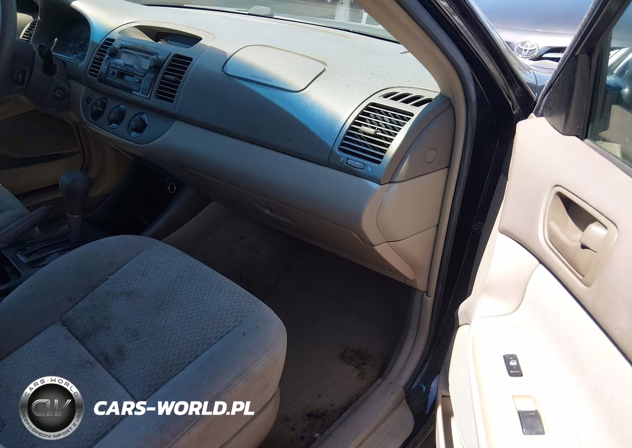 2004 Toyota Camry Le VIN:4T1BE32K34U334477 - 5