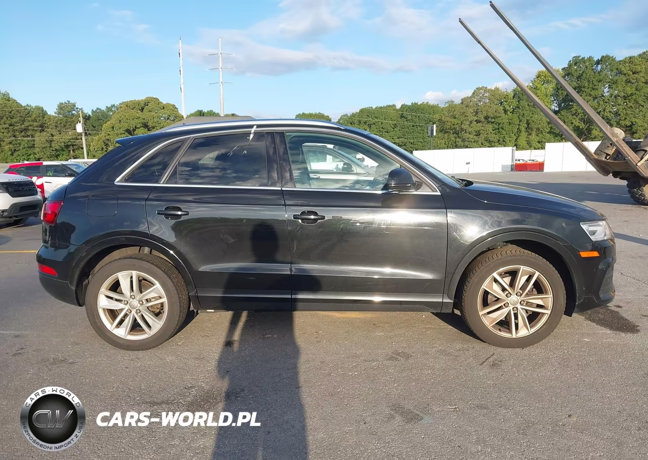 2016 Audi Q3 2.0T Premium Plus VIN:WA1EFCFS2GR016148 - 13