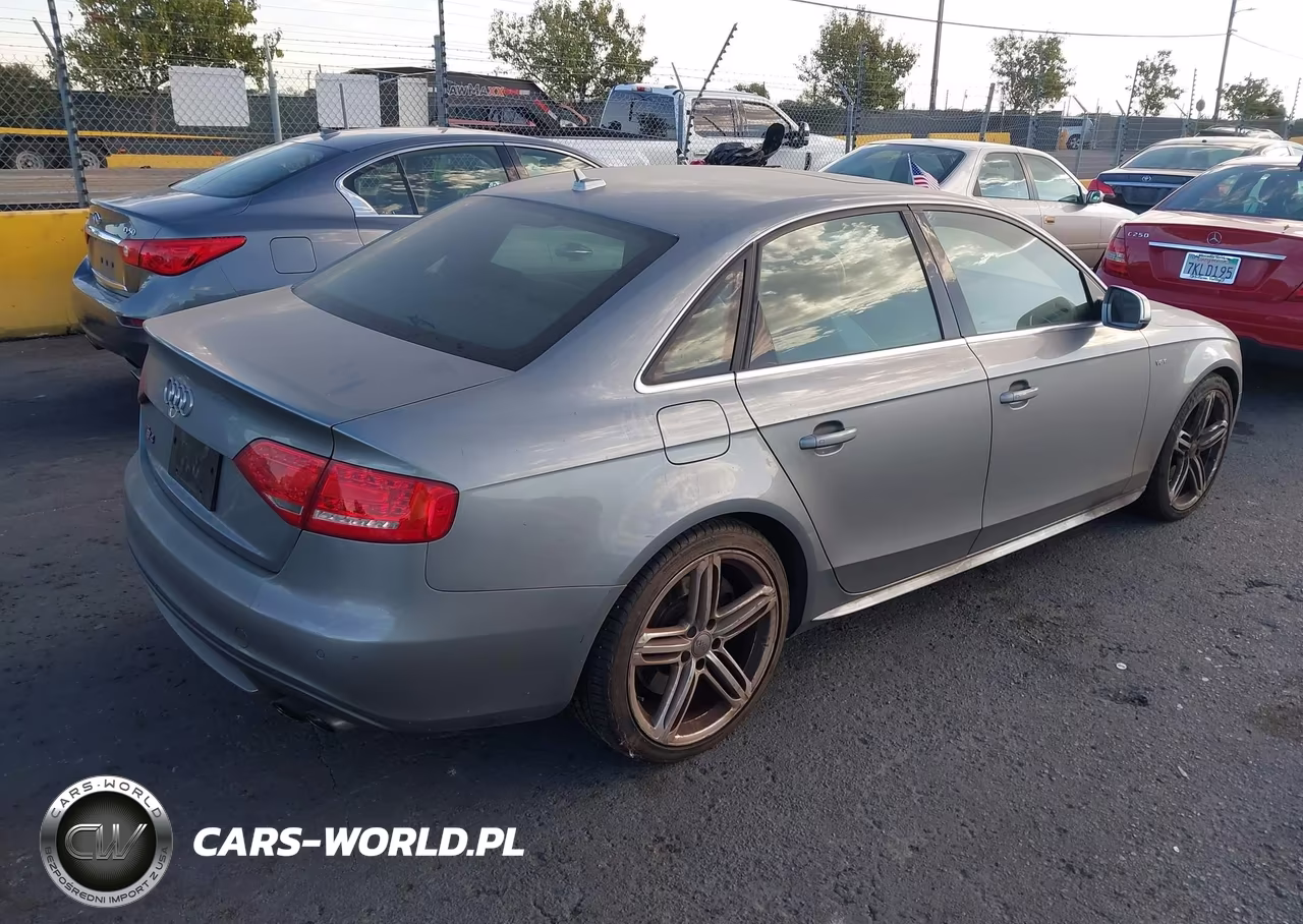 2010 Audi S4 3.0 Premium Plus VIN:WAUBGAFL0AA157967 - 4