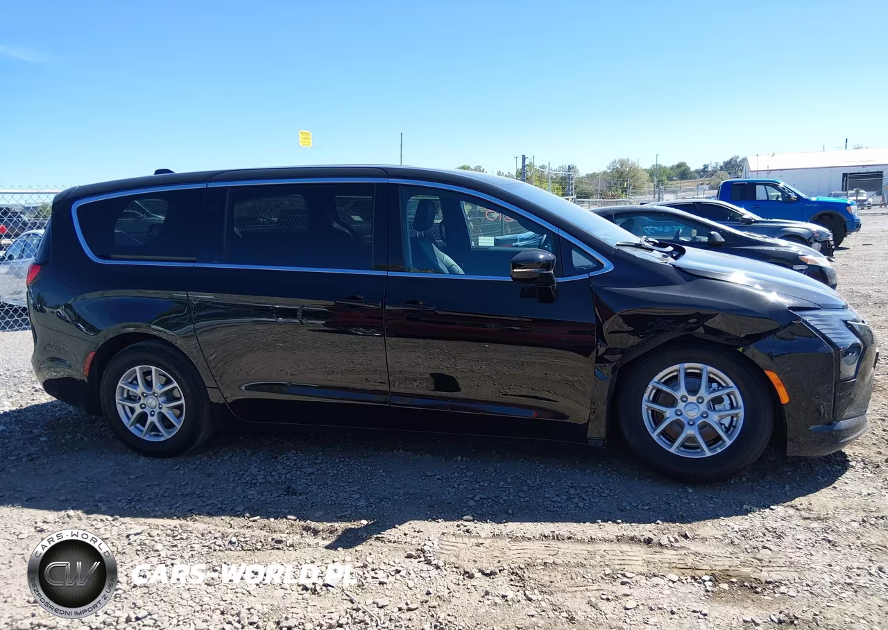2027 Chrysler Pacifica VIN:2C4RC1BG9VR563804 - 13