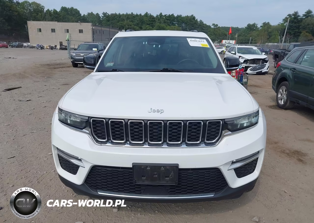 2023 Jeep Grand Cherokee Limited 4X4 VIN:1C4RJHBG4PC510289 - 12