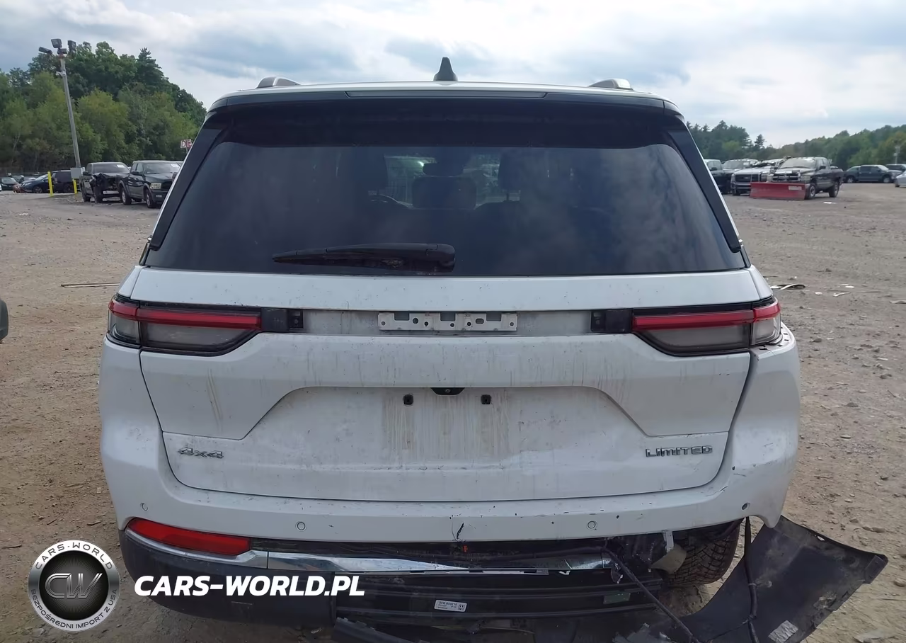 2023 Jeep Grand Cherokee Limited 4X4 VIN:1C4RJHBG4PC510289 - 16