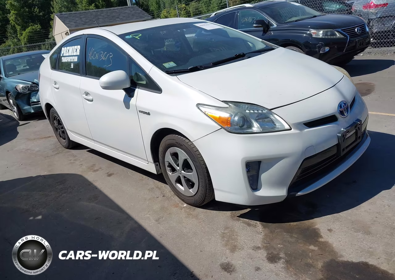 2015 Toyota Prius Three – zdjęcie 1 z 16