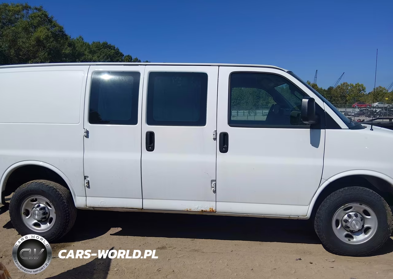 2016 Chevrolet Express 2500 Work Van VIN:1GCWGAFF3G1198682 - 13