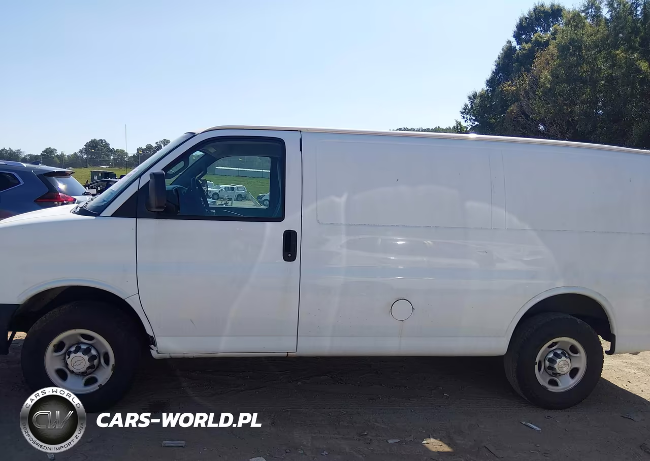 2016 Chevrolet Express 2500 Work Van VIN:1GCWGAFF3G1198682 - 14