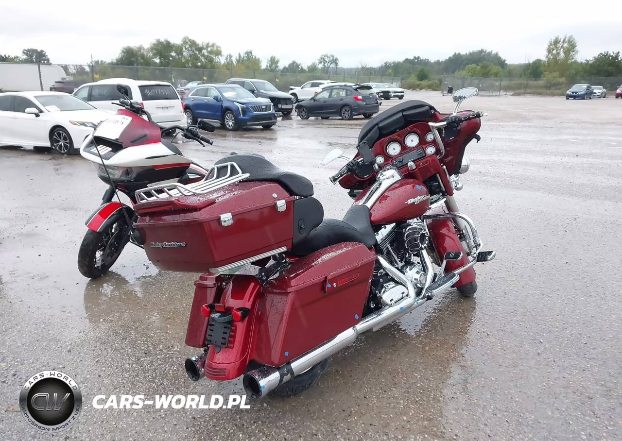 2009 Harley-Davidson Flhx VIN:1HD1KB4169Y608650 - 4