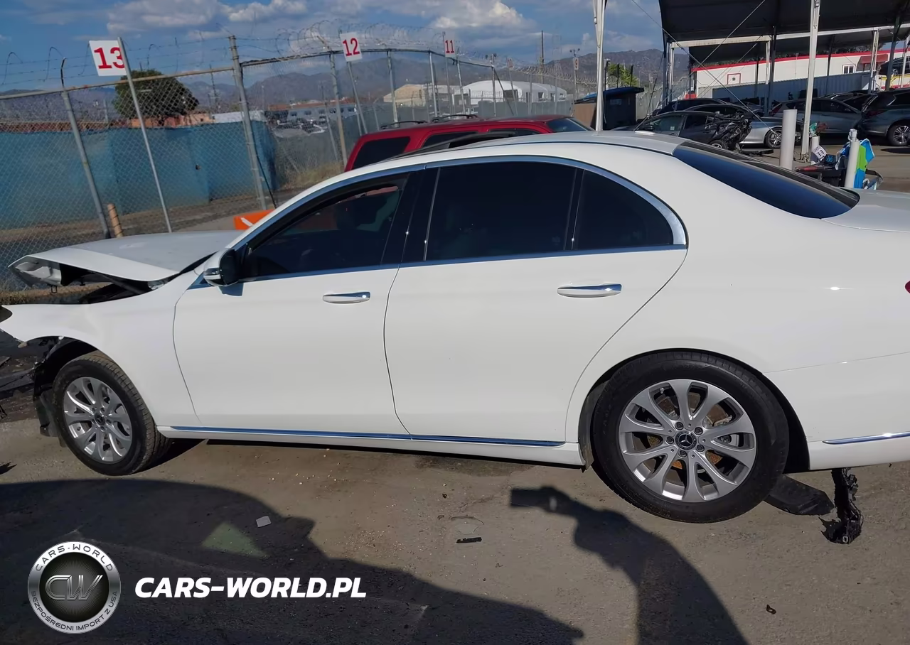 2020 Mercedes-Benz E 350 VIN:WDDZF8DB0LA747635 - 13