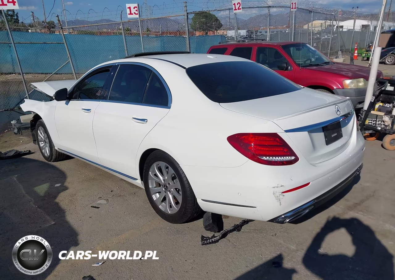 2020 Mercedes-Benz E 350 VIN:WDDZF8DB0LA747635 - 3
