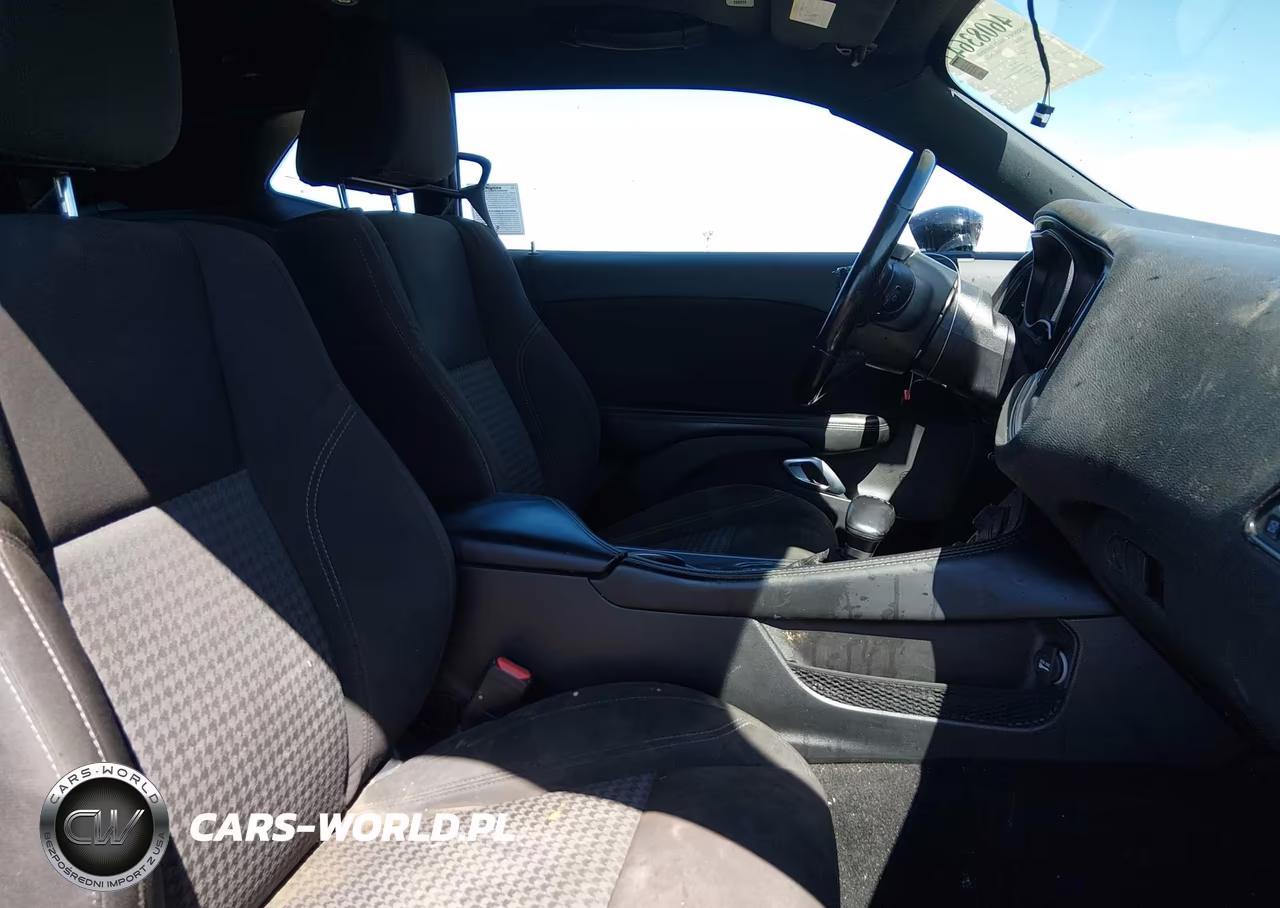 2023 Dodge Challenger Sxt Awd VIN:2C3CDZGG0PH587531 - 5
