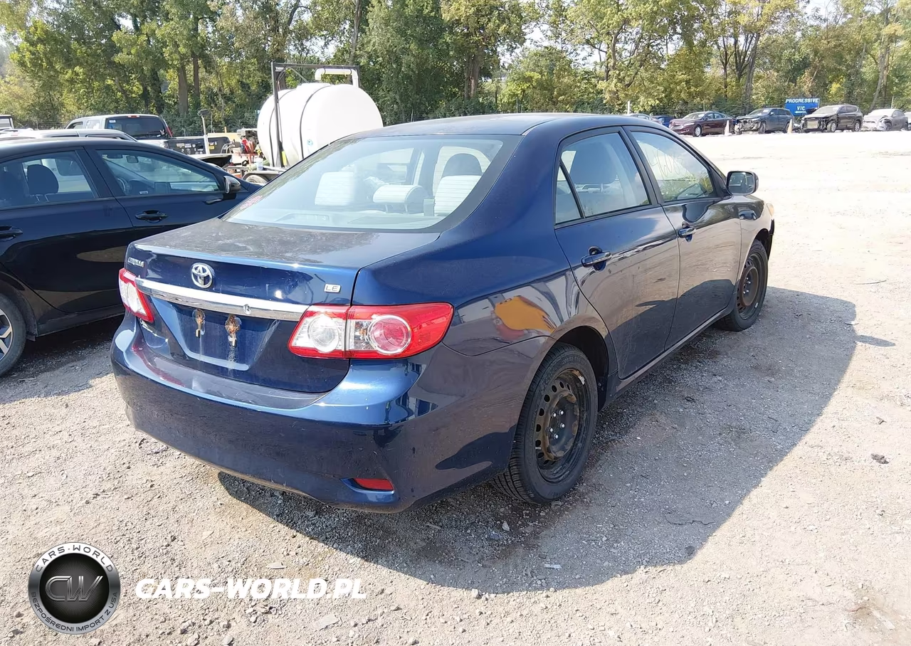 2012 Toyota Corolla Le VIN:5YFBU4EE7CP067391 - 4