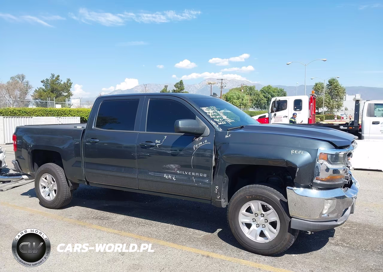 2018 Chevrolet Silverado 1500 1Lt VIN:3GCPCREC9JG475575 - 13