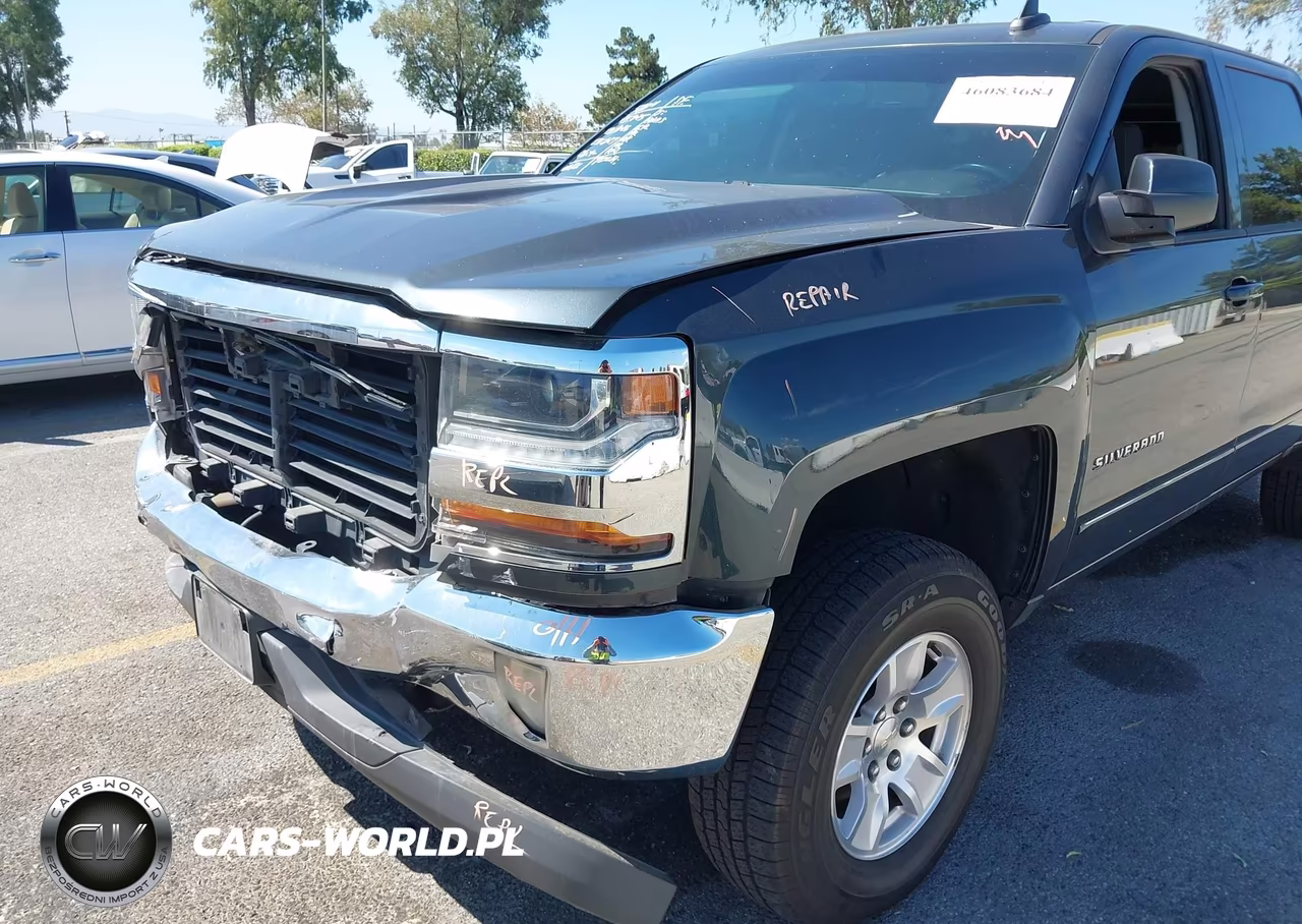2018 Chevrolet Silverado 1500 1Lt VIN:3GCPCREC9JG475575 - 17