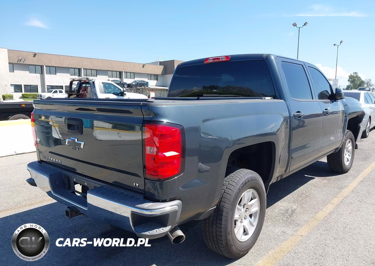 2018 Chevrolet Silverado 1500 1Lt VIN:3GCPCREC9JG475575 - 4