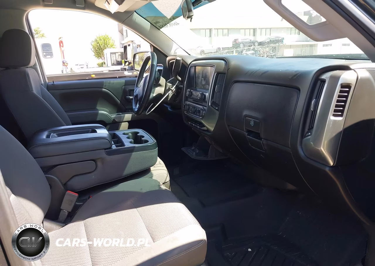 2018 Chevrolet Silverado 1500 1Lt VIN:3GCPCREC9JG475575 - 5