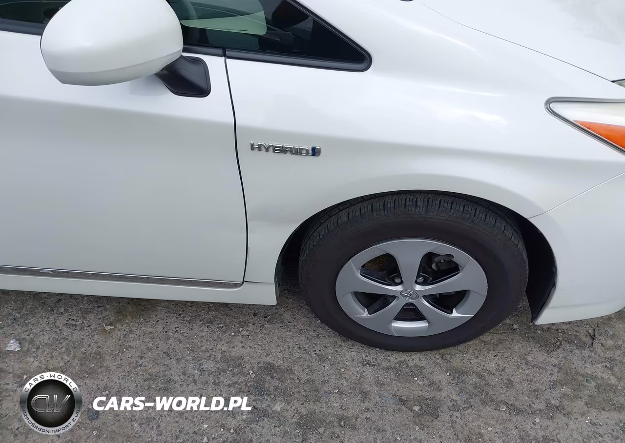 2012 Toyota Prius Three VIN:JTDKN3DU1C5453334 - 18