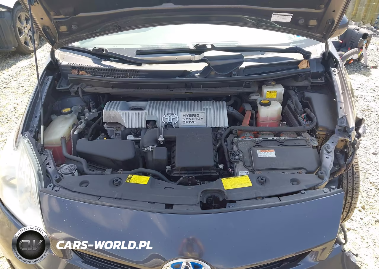 2013 Toyota Prius Two VIN:JTDKN3DU9D5665190 - 10