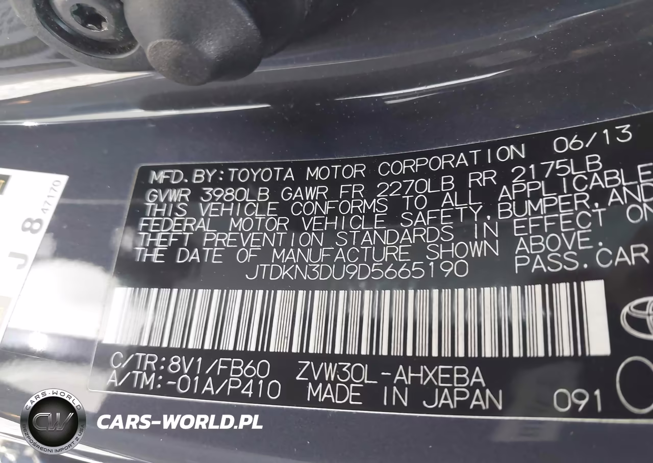 2013 Toyota Prius Two VIN:JTDKN3DU9D5665190 - 9