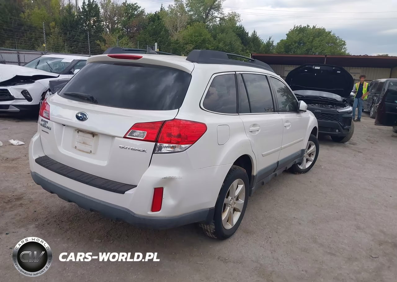 2013 Subaru Outback 2.5I Limited VIN:4S4BRCKC9D3286650 - 4