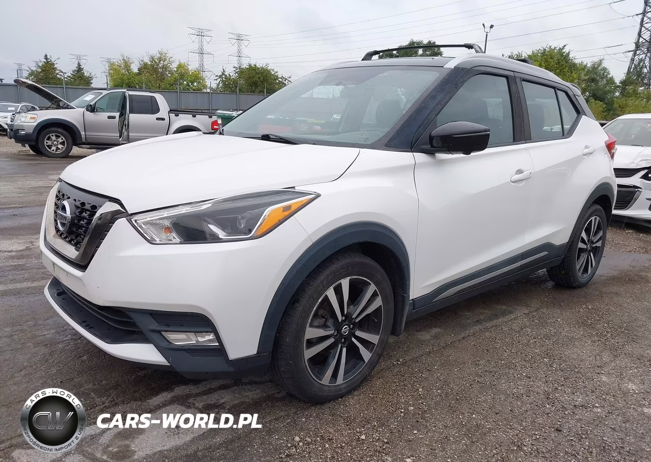 2018 Nissan Kicks Sr VIN:3N1CP5CU6JL530761 - 2