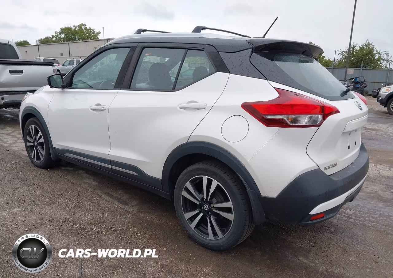 2018 Nissan Kicks Sr VIN:3N1CP5CU6JL530761 - 3