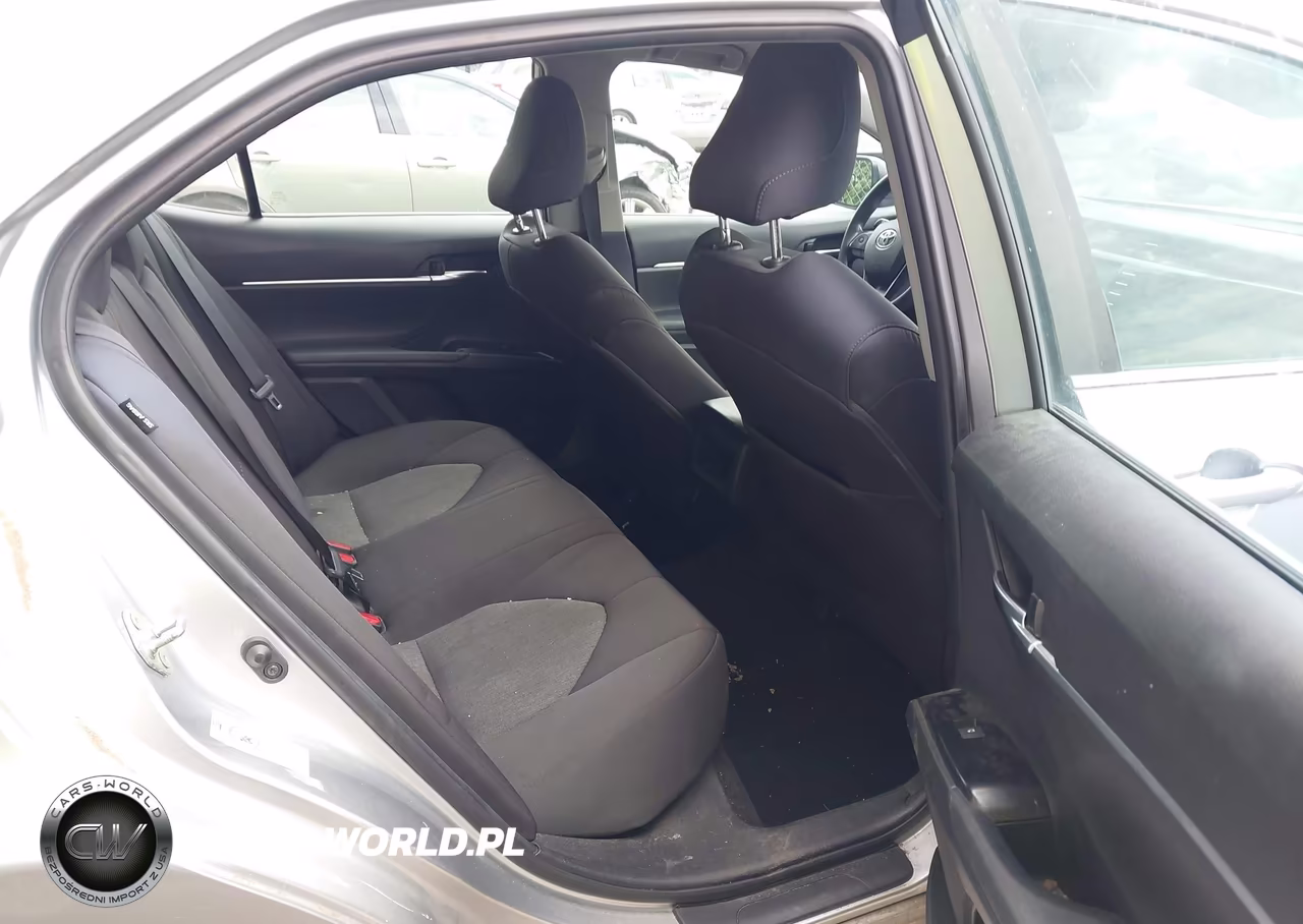 2019 Toyota Camry Le VIN:4T1B11HK4KU778925 - 8