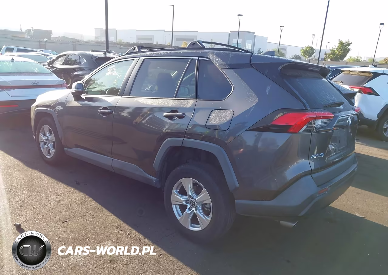 2020 Toyota Rav4 Xle VIN:2T3W1RFV8LW081294 - 3