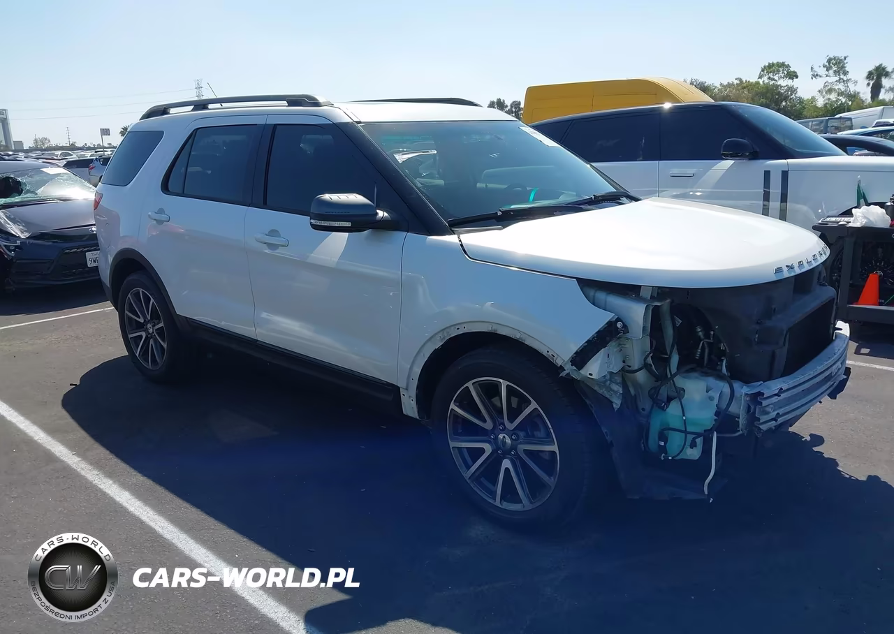 2015 Ford Explorer Xlt – zdjęcie 1 z 17