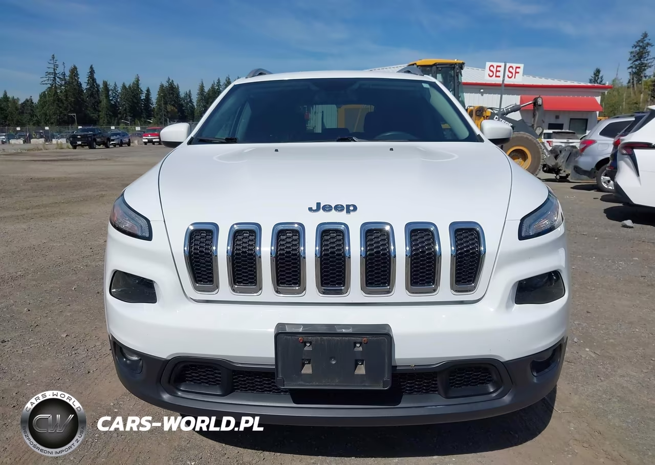 2018 Jeep Cherokee Latitude 4X4 VIN:1C4PJMCB9JD528436 - 12