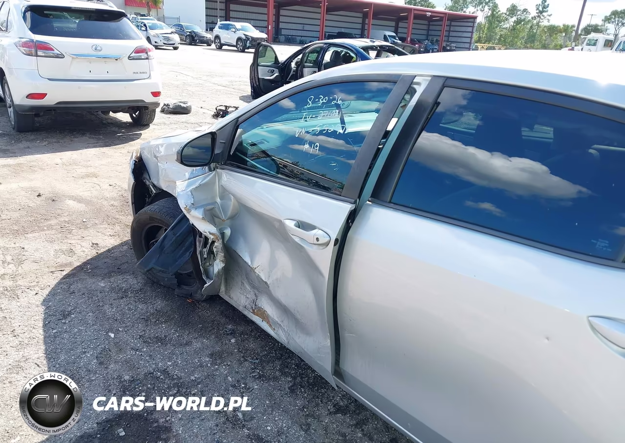 2016 Toyota Corolla Le VIN:2T1BURHE8GC552976 - 6
