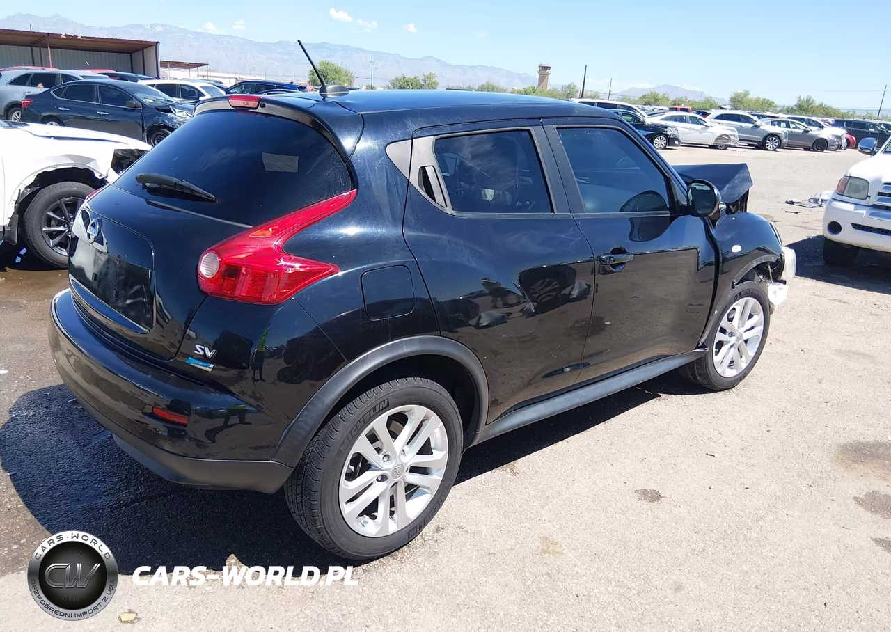 2012 Nissan Juke Sv VIN:JN8AF5MR4CT110467 - 4