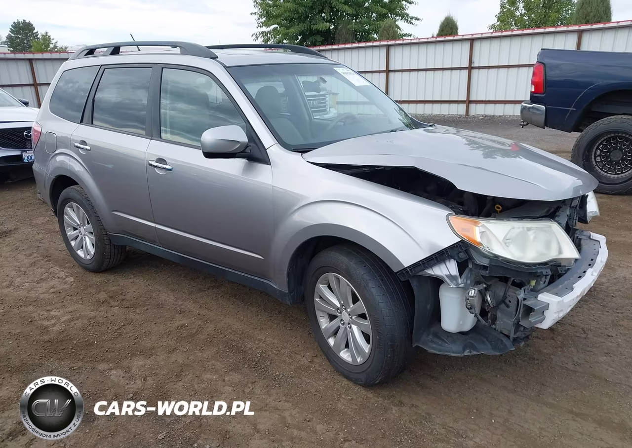2011 Subaru Forester VIN:JF2SHADC4BH758263 - 1