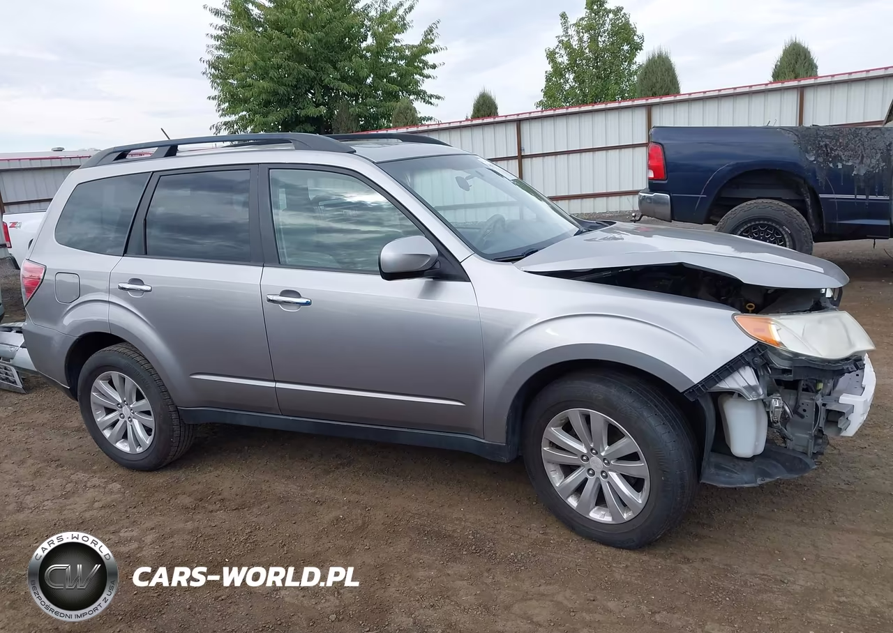 2011 Subaru Forester VIN:JF2SHADC4BH758263 - 13