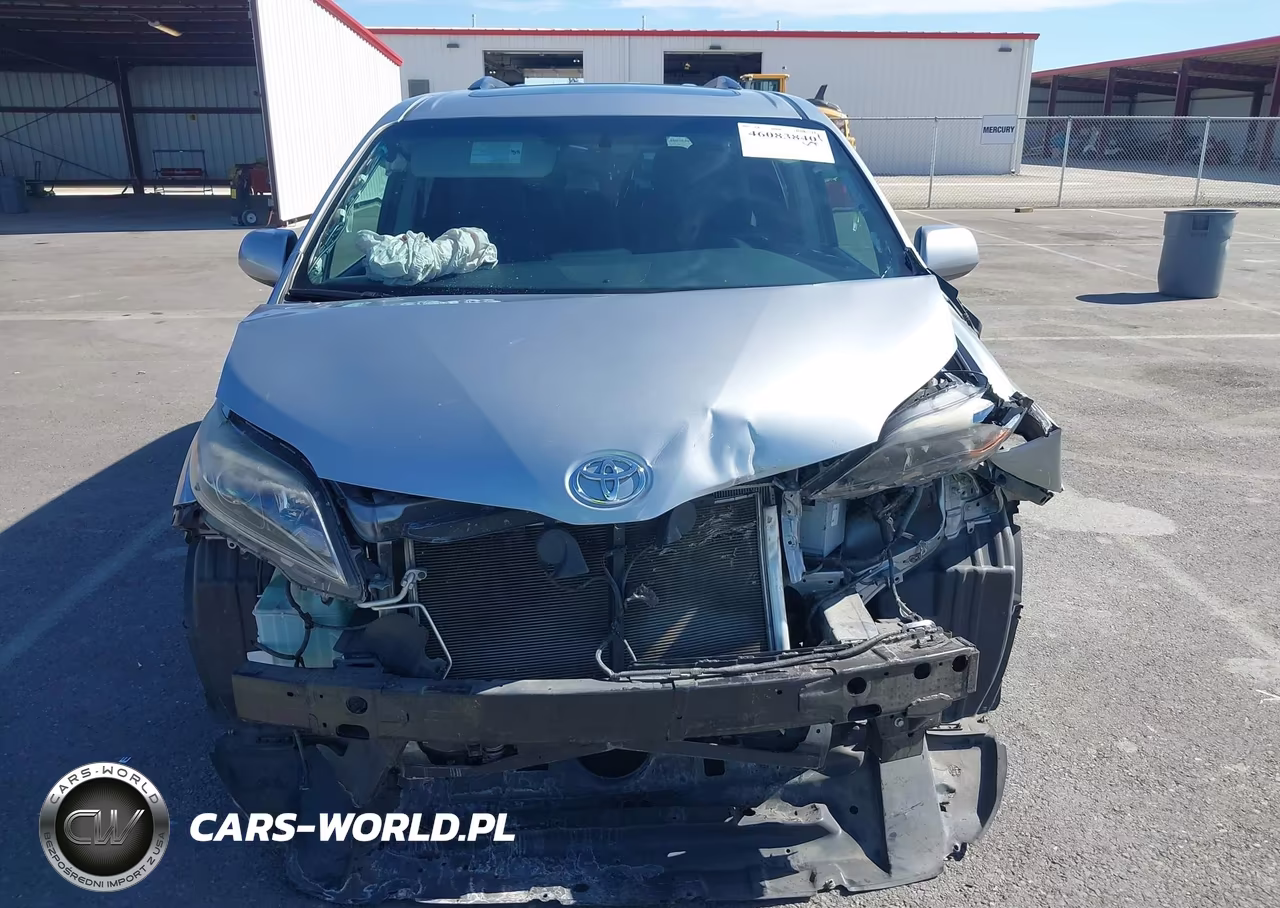 2016 Toyota Sienna Se Premium 8 Passenger VIN:5TDXK3DC0GS756529 - 13
