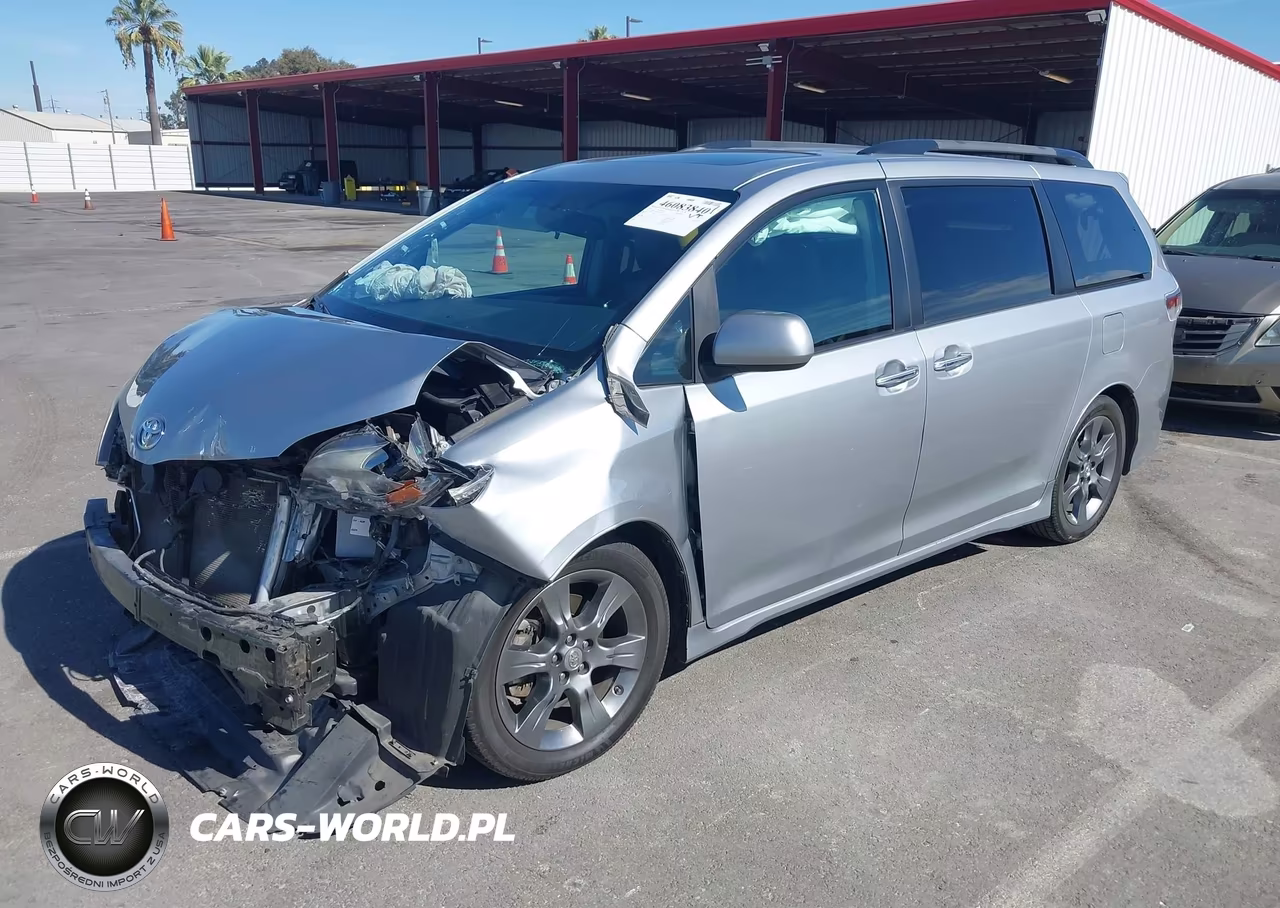 2016 Toyota Sienna Se Premium 8 Passenger VIN:5TDXK3DC0GS756529 - 2
