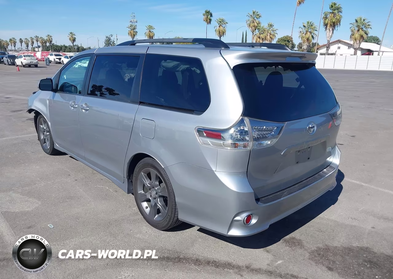 2016 Toyota Sienna Se Premium 8 Passenger VIN:5TDXK3DC0GS756529 - 3