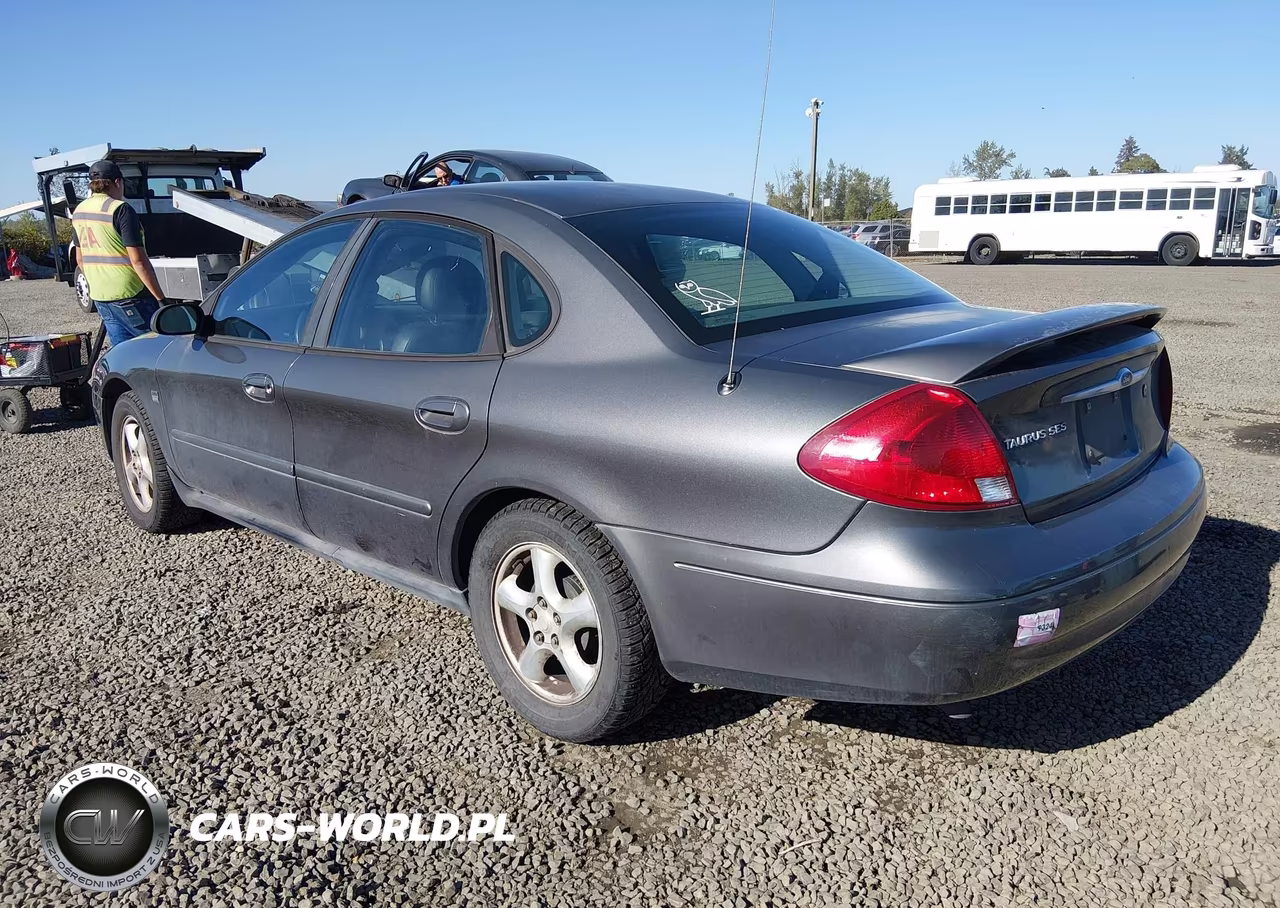 2003 Ford Taurus Ses VIN:1FAFP55S43G161188 - 3