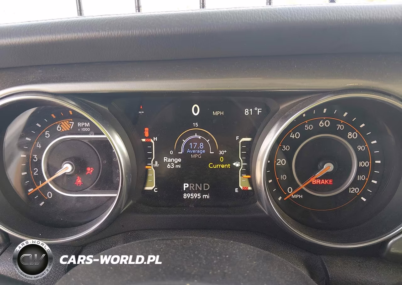 2019 Jeep Wrangler Unlimited Sahara 4X4 VIN:1C4HJXEN4KW595593 - 7