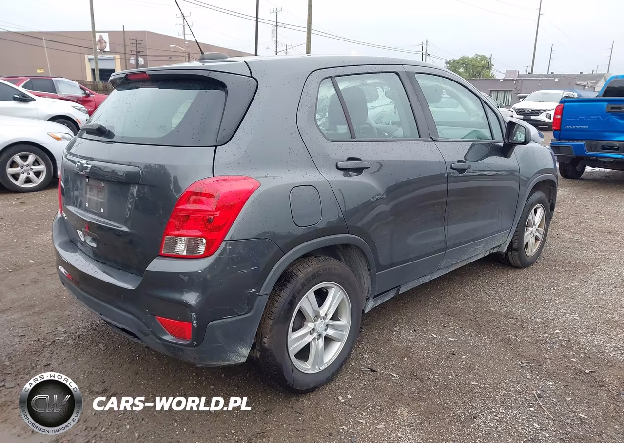 2020 Chevrolet Trax Fwd Ls VIN:3GNCJKSB7LL109686 - 4