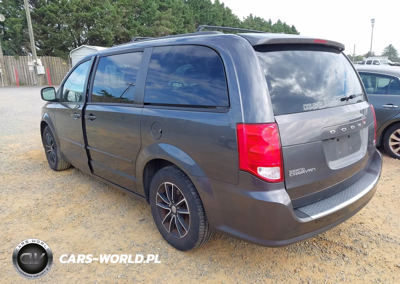 2017 Dodge Grand Caravan Gt VIN:2C4RDGEG5HR573780 - 3